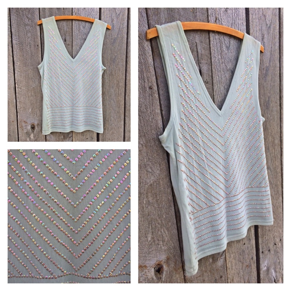 🍭THE LIMITED 🍭Vintage 90's V-Style Dazzling Tank